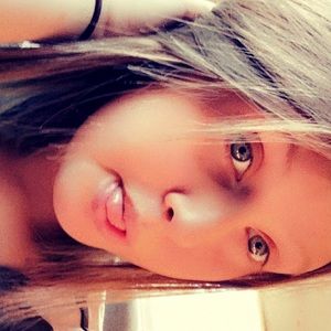 Meet your Posher, Abigail